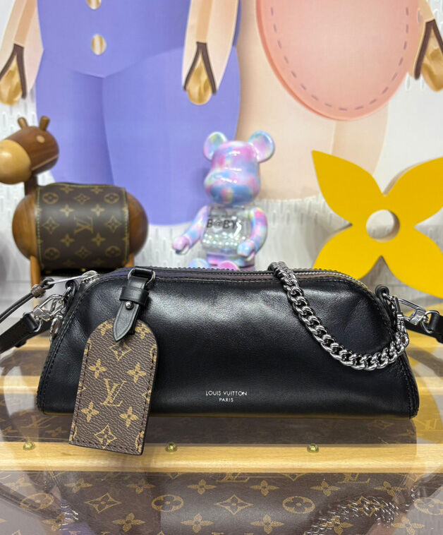 Louis Vuitton Pochette Vibe M14544 Black